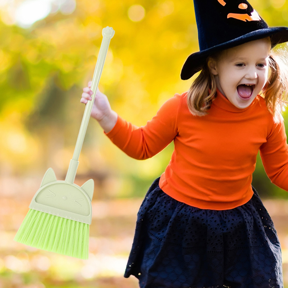 2歳から6歳のお子様向け、3点セットの子供用ほうきセット。鮮 - Kids Outdoor Broom のレビューと価格